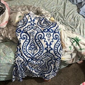 Blue and White Patterned Blanket